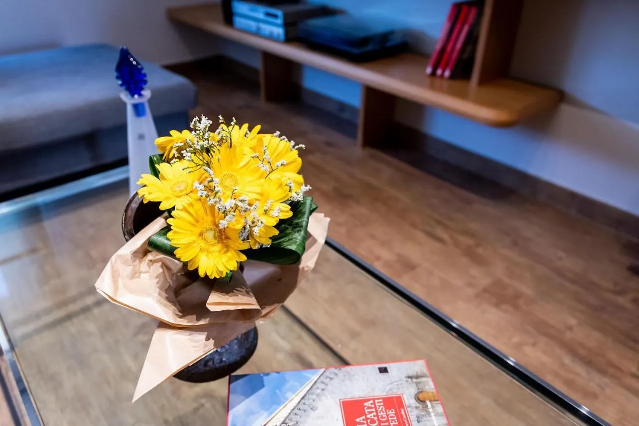 Luxury Sella Nel Cuore Di Bari Daire